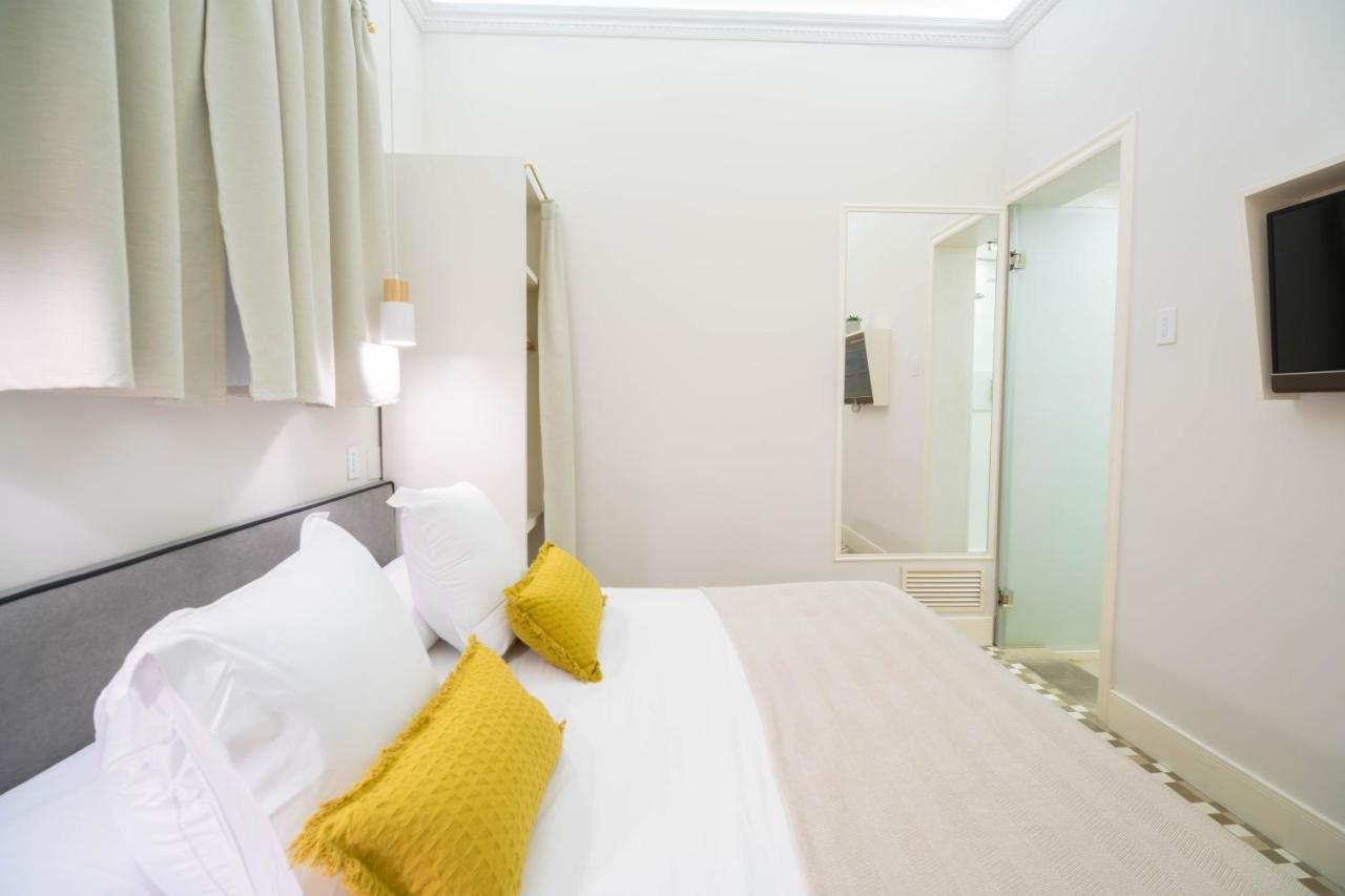 Feelathome Casa Bertrand บาร์เซโลนา ภายนอก รูปภาพ