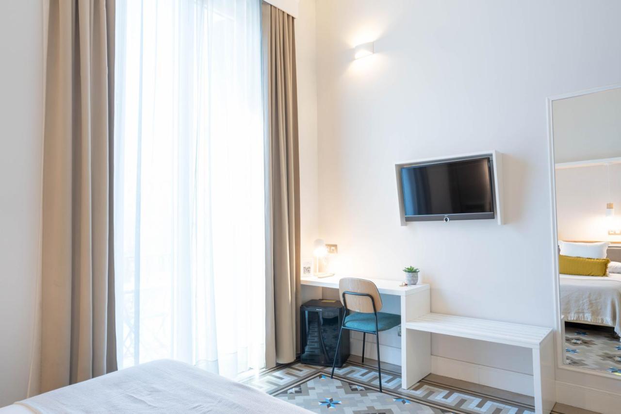 Feelathome Casa Bertrand บาร์เซโลนา ภายนอก รูปภาพ