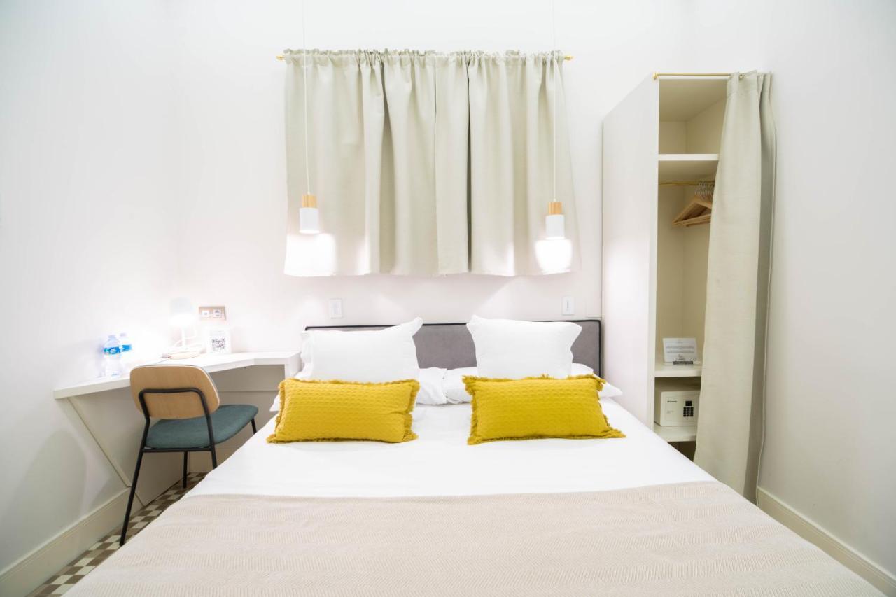Feelathome Casa Bertrand บาร์เซโลนา ภายนอก รูปภาพ