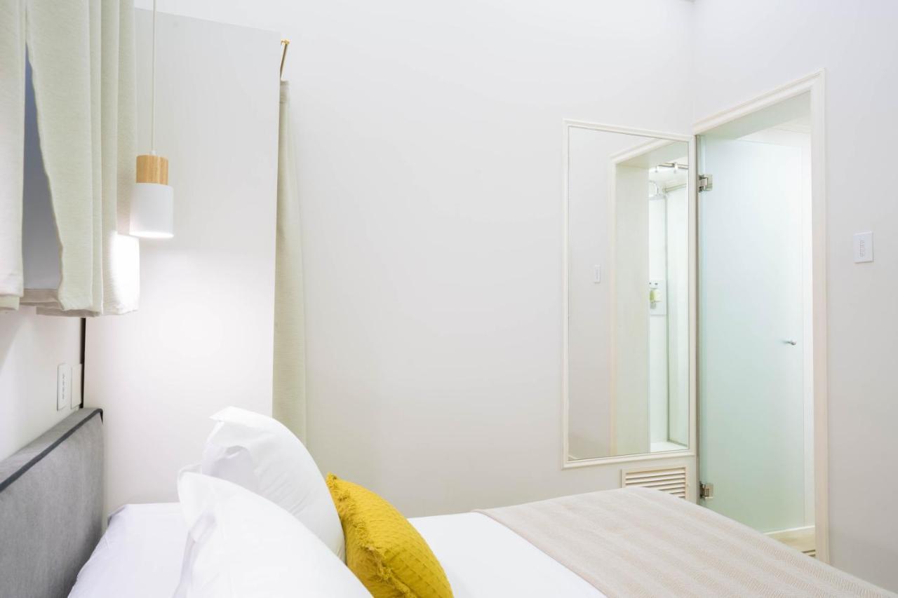 Feelathome Casa Bertrand บาร์เซโลนา ภายนอก รูปภาพ